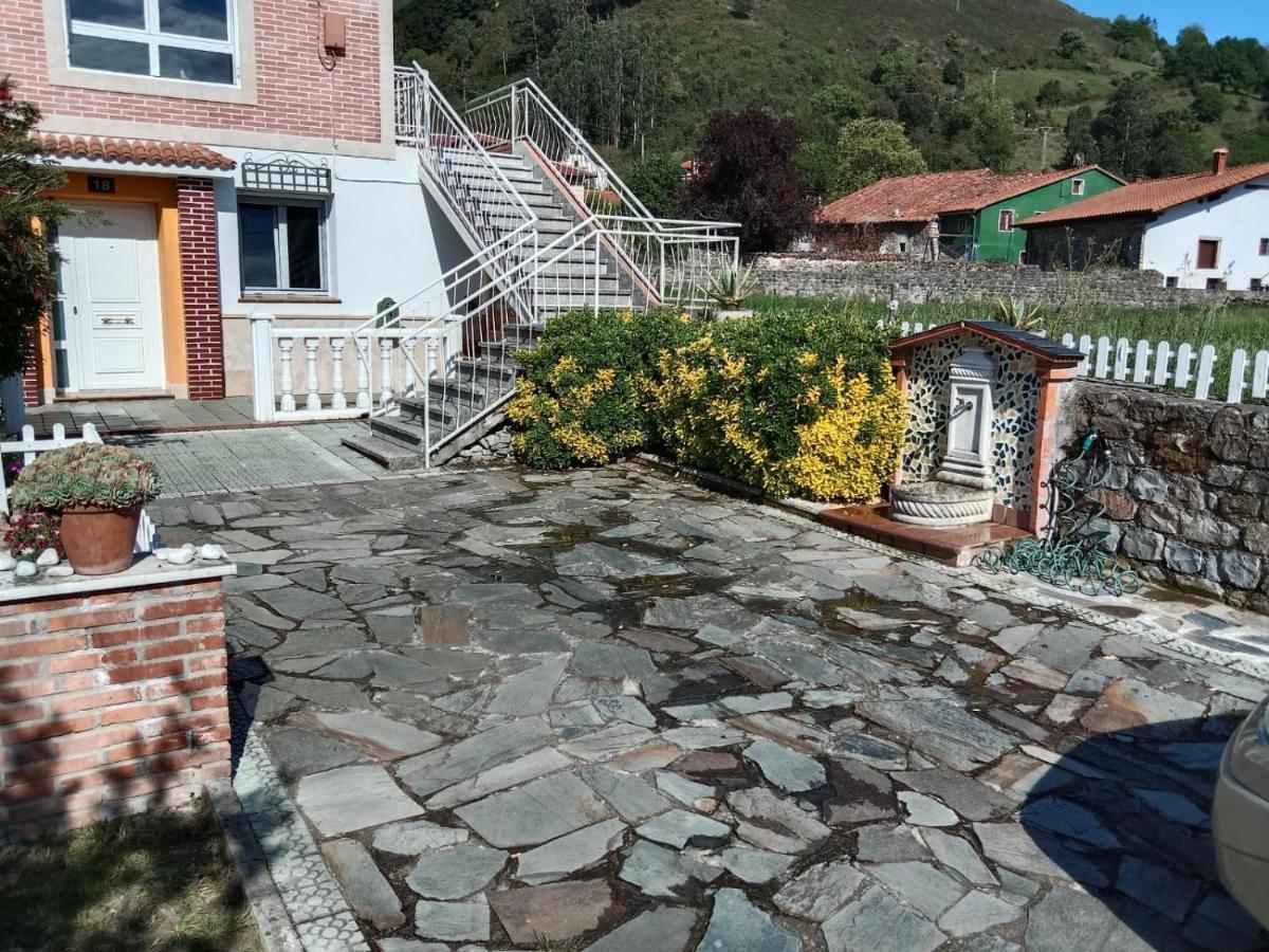 Vivienda Turistica Volvere Santiurde de Toranzo Buitenkant foto